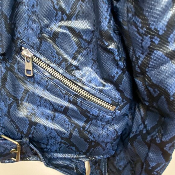 Calvin Klein Jeans Faux Leather Python Print Womens Moto Jacket XL - Picture 8 of 9